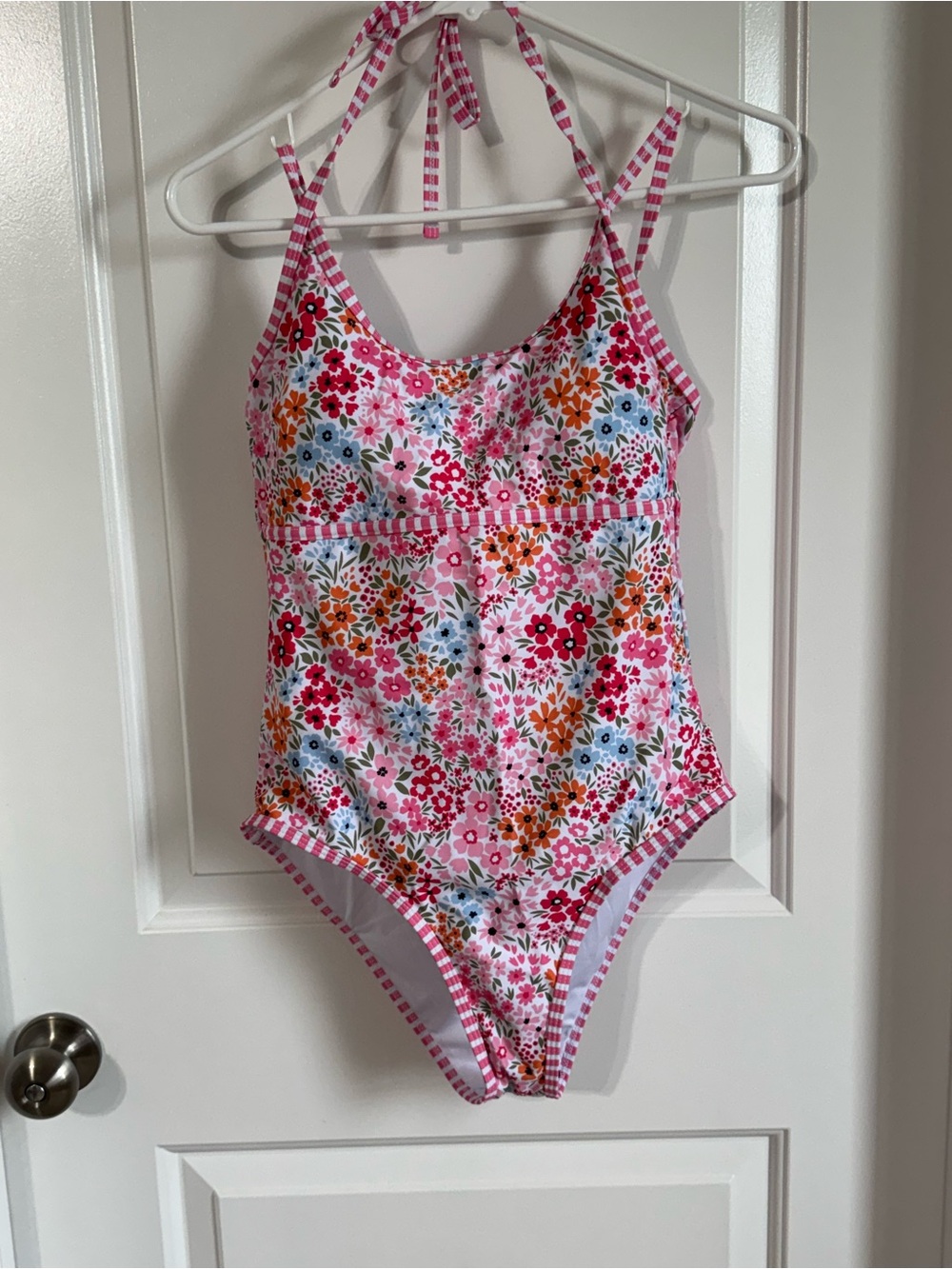 Zaful Womens Pink Floral Halter One-Piece Swimsuit